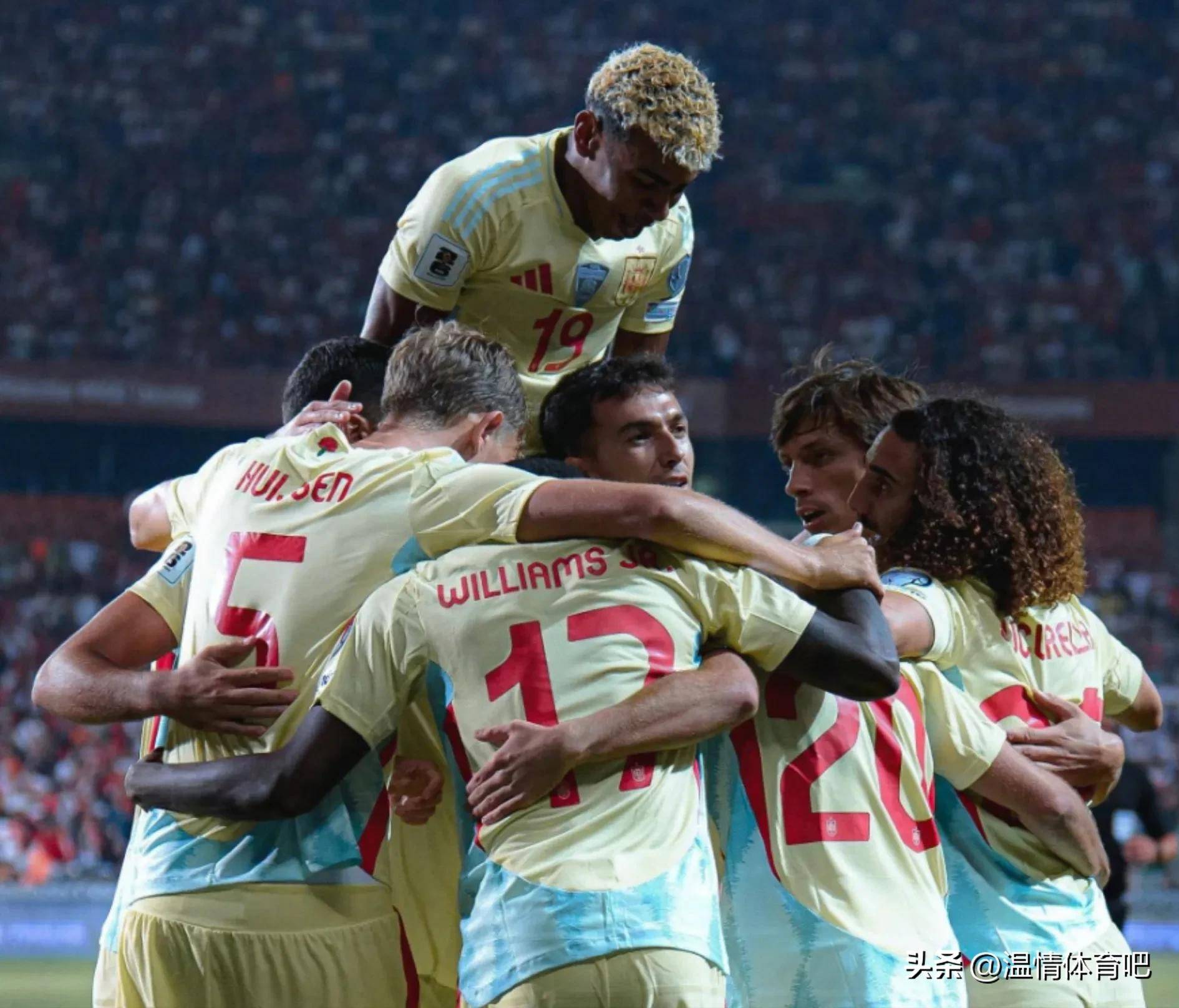 包含塞维利亚迎法国杯关键赛；国际比赛日主帅复盘；赛场秩序良好；轮换策略成焦点的词条