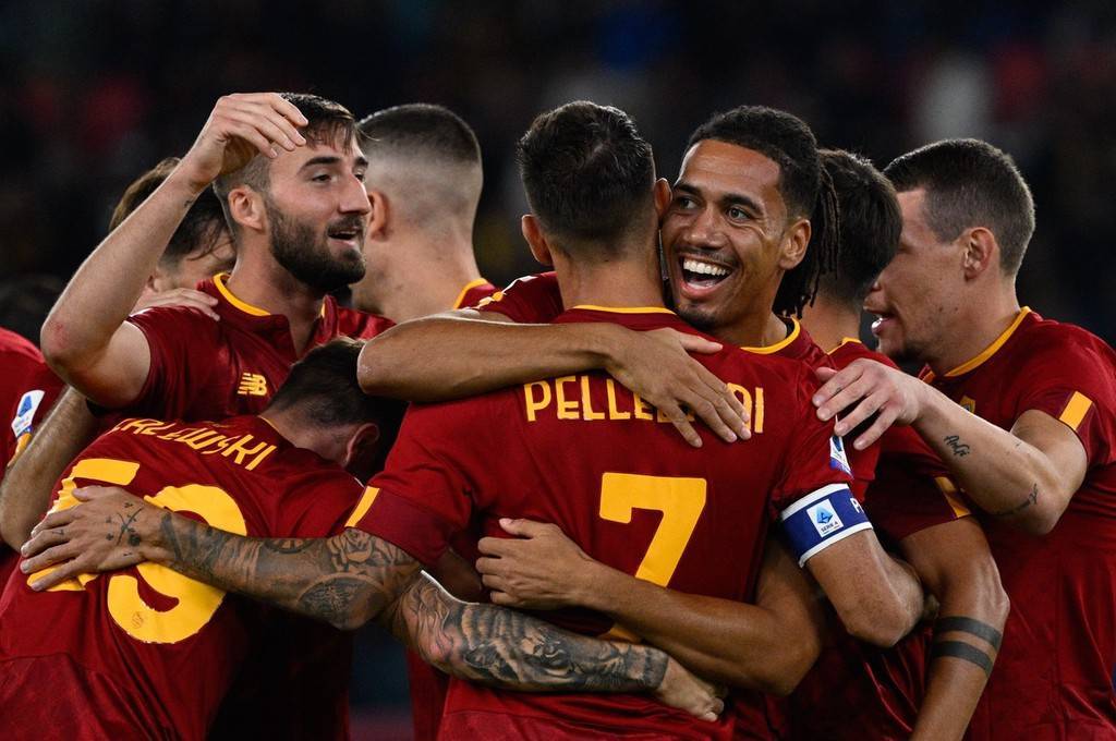 AC米兰发布备战花絮；赛前远射贴柱；亚冠任务艰巨；团队化学反应显著(曼纳里ac米兰足球俱乐部)