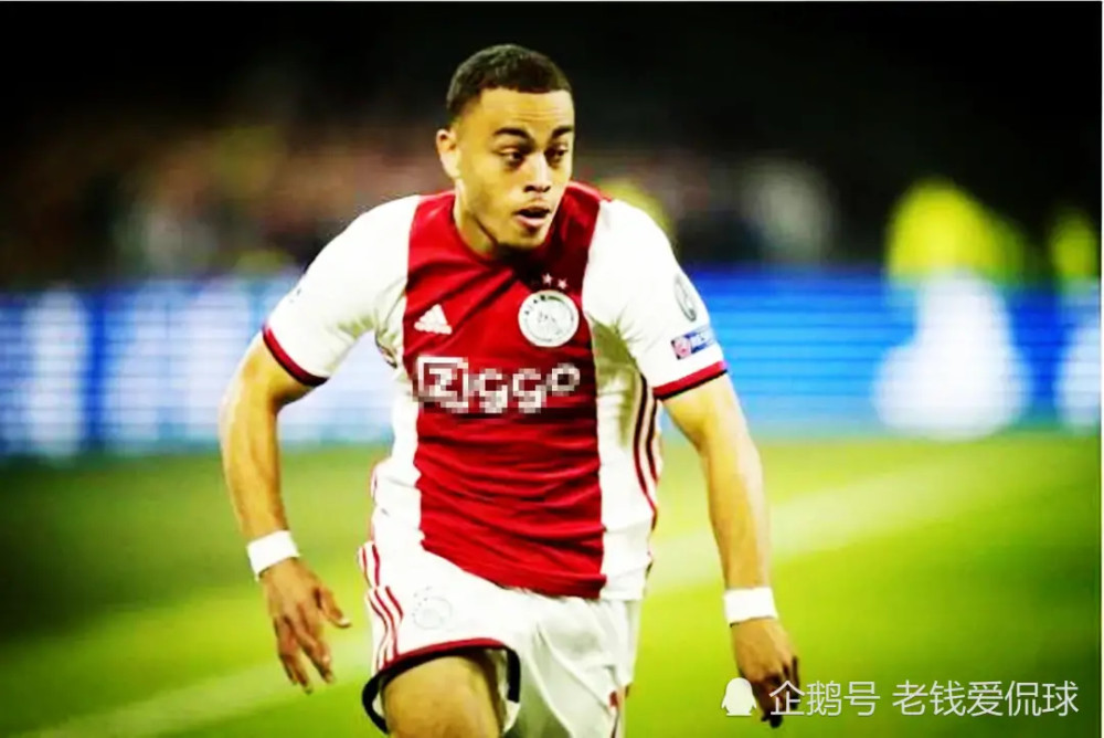 包含Uzi赛事官方发布问鼎冠军新规清晨广州队备战葡超，这操作让人直呼：阿贾克斯今夜手感冰凉的词条